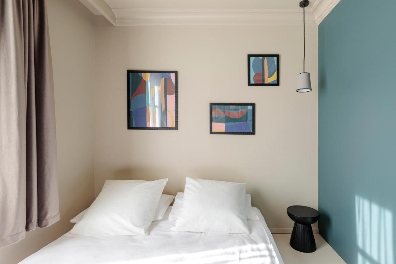 Hotel Corneille - Entree Autonome, Reception En Ligne - Encore Mieux Tours Exterior foto
