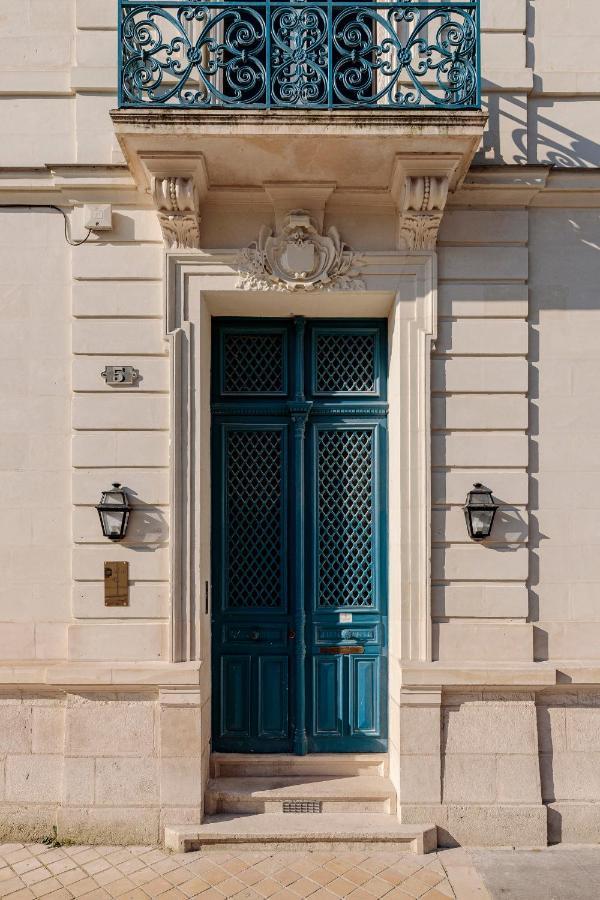 Hotel Corneille - Entree Autonome, Reception En Ligne - Encore Mieux Tours Exterior foto